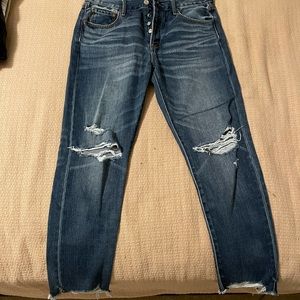 American Eagle Mom Jeans